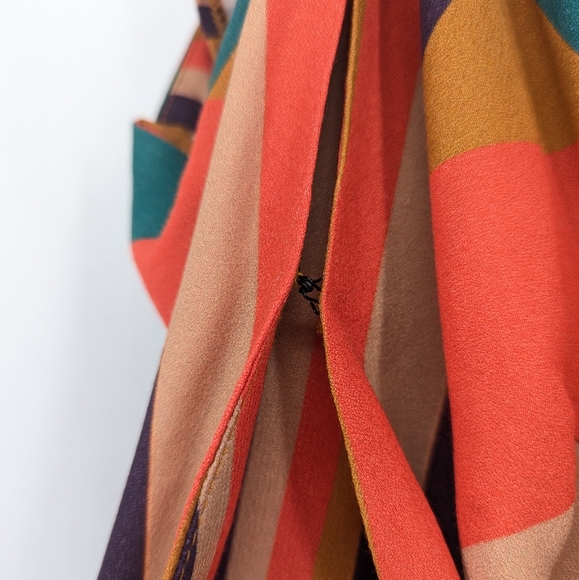 Farm Rio Amanda Rainbow Striped Mini Wrap Keyhole Dress Size Small - Picture 10 of 14